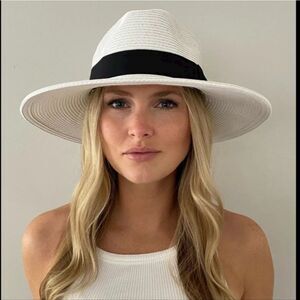 WIDE BRIM LADIES STRAW FEDORA HAT IN MILKY WHITE 🖤